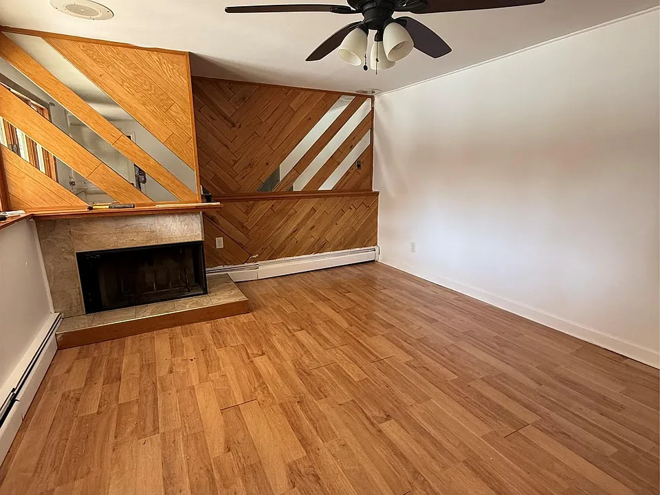 32 Jefferson Ave