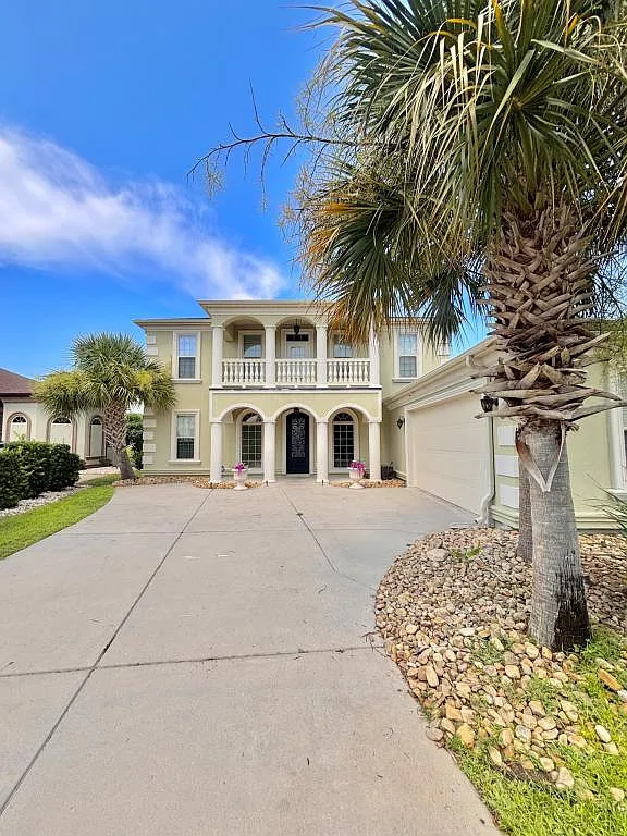6008 Fish Hawk Ct — Photo 1