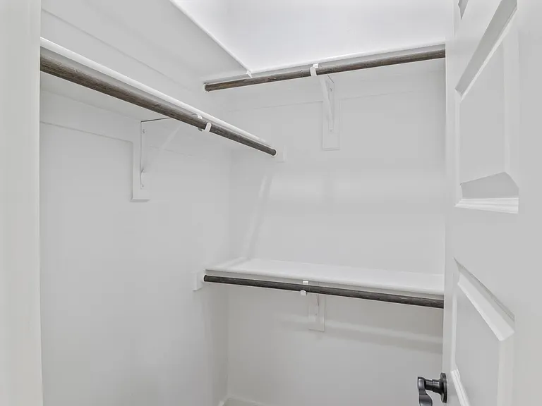 2626 Burger Ave — Photo 6
