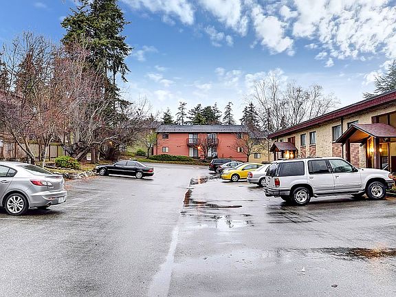 3rd image of 51 NW Columbia Dr APT 203