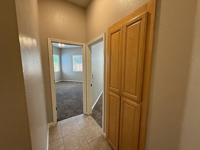 3113 Alpha Ct — Photo 32