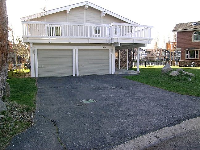 1st image of 382 Crystal Ct