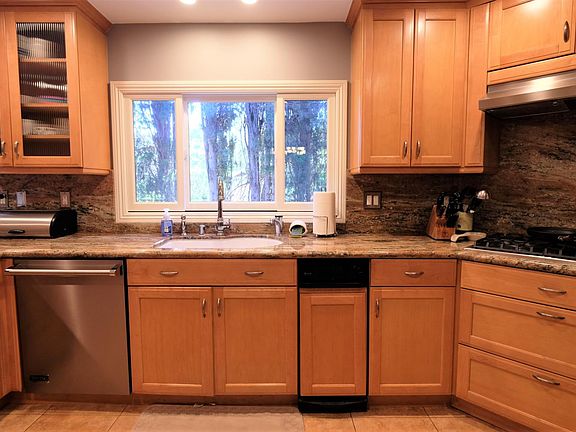 3rd image of 10408 Summer Holly Cir