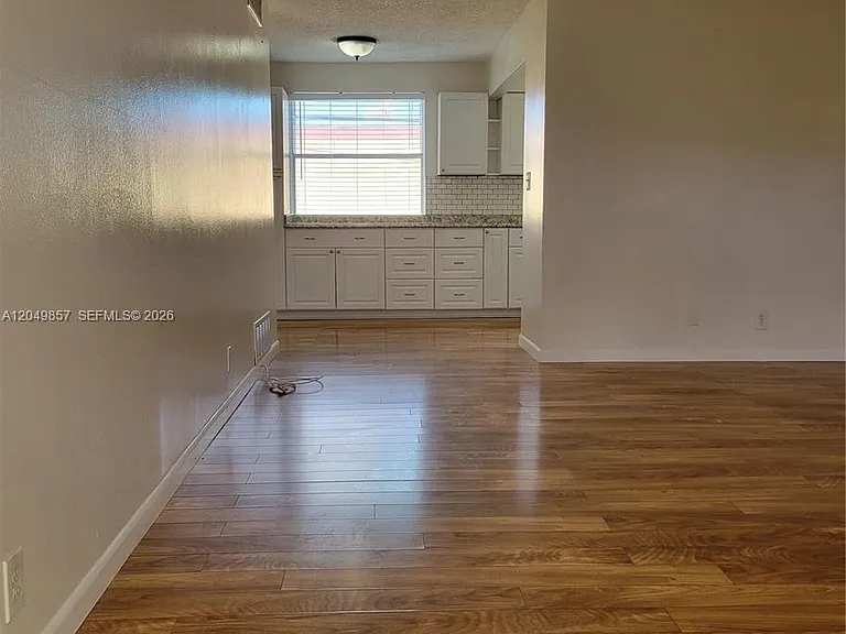 2200 Taylor St #205 — Photo 3