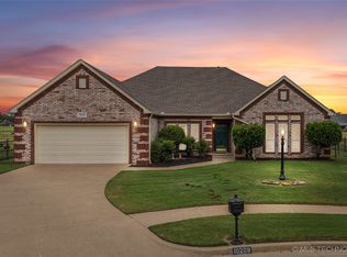 10209 E 89th St N, Owasso, OK 74055