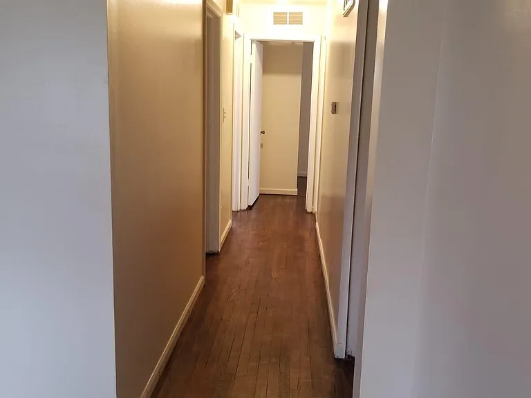 5351 Hipp St — Photo 2