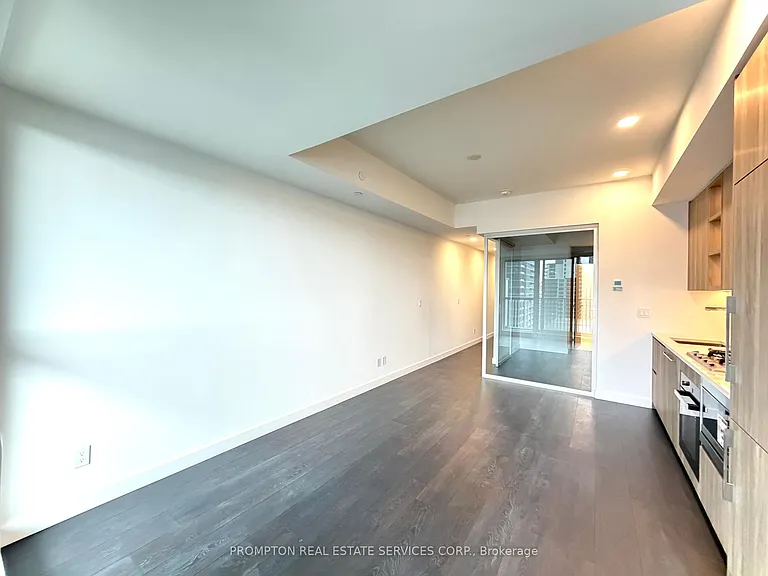75 Billes Hts #728 — Photo 11