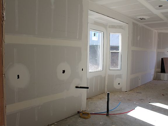 5th image of 87 San Antonio Street