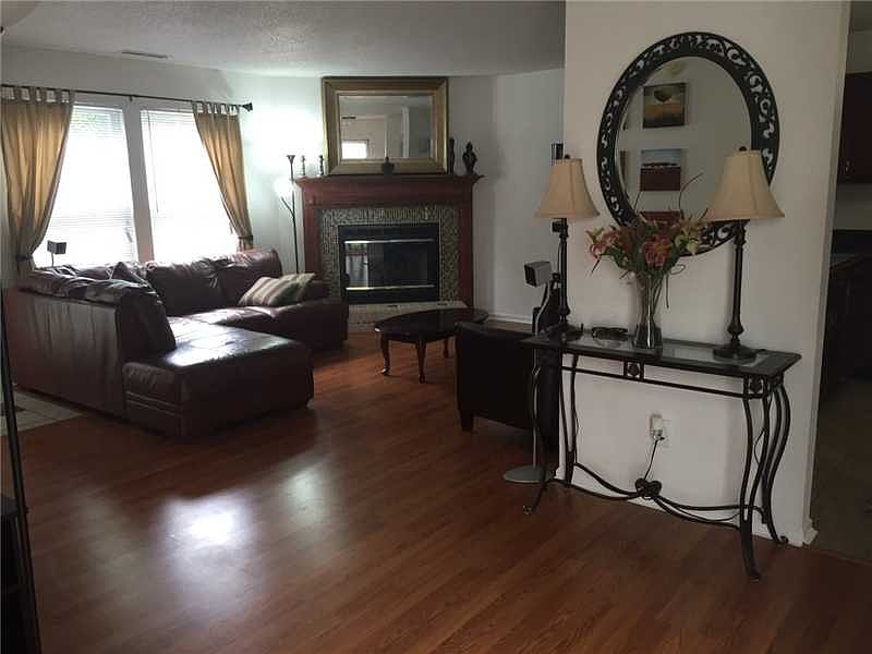 1st image of 2938 Redland Ln