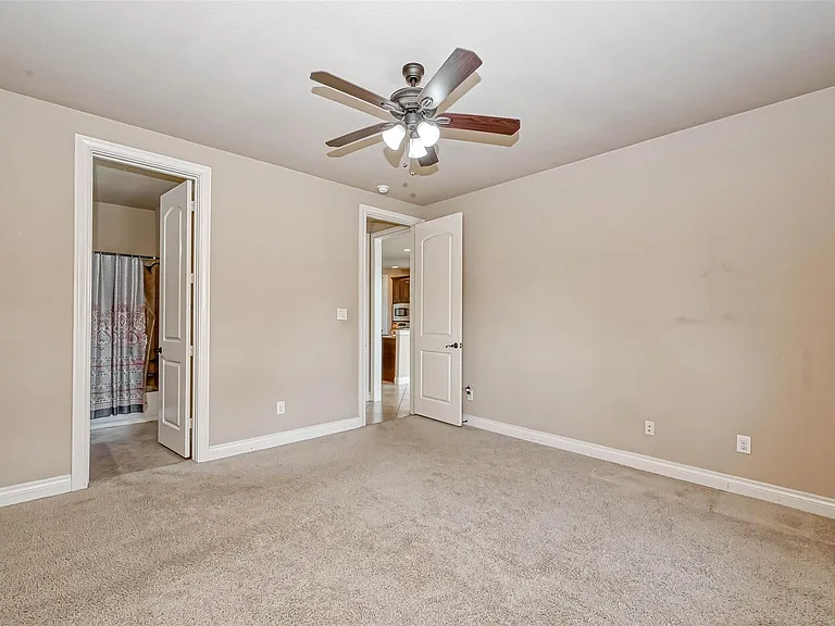 27415 Blinkwood Park — Photo 13