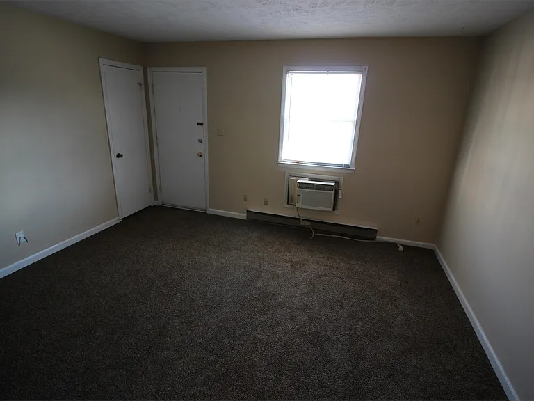 6454 Applecross Ave #C — Photo 12