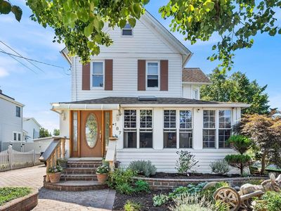 187 Perkins Avenue, Oceanside, NY, 11572