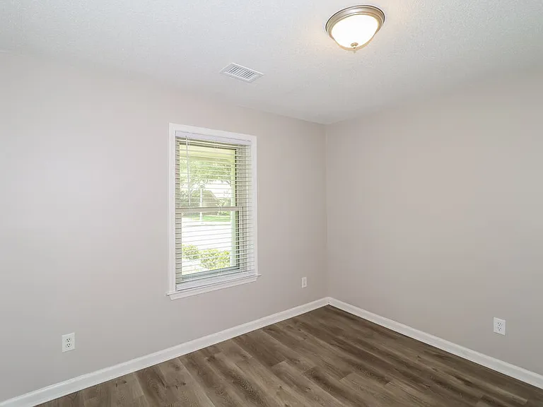 1366 Sandy Stone Ln — Photo 13