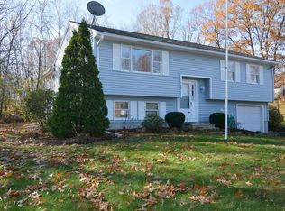 368 High Knob Rd, Athol, MA 01331