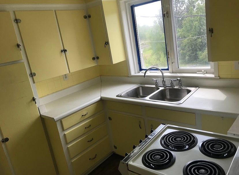 1st image of 322 E Main St APT 3