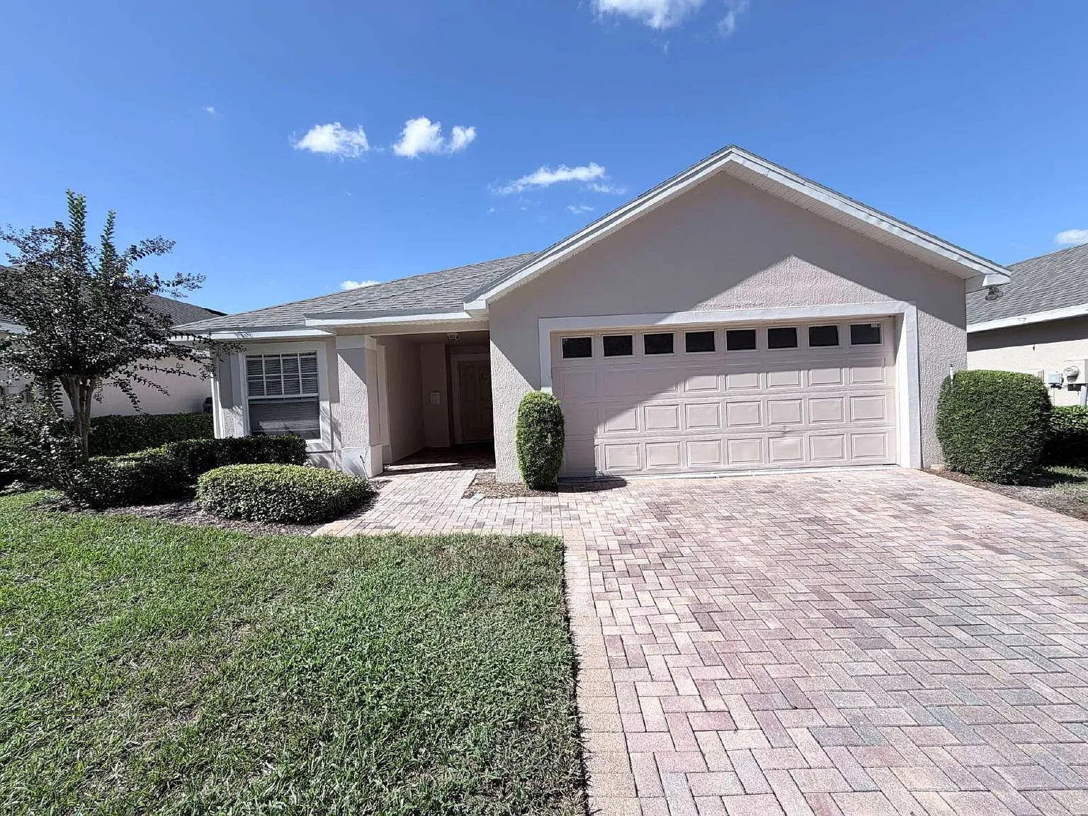 3 bed, 2.0 bath, 1603 sqft, $1,995 — Photo 1