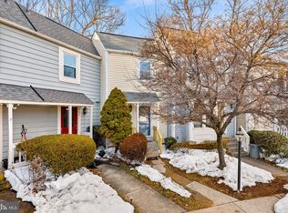 2148 Whisperwood Glen Ln, Reston, VA 20191
