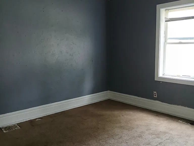1449 3rd Ave — Photo 3