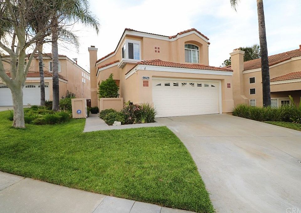 1st image of 6294 Narcissus Ln