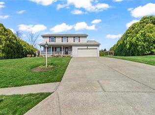 551 E Regency Cir, Canfield, OH 44406