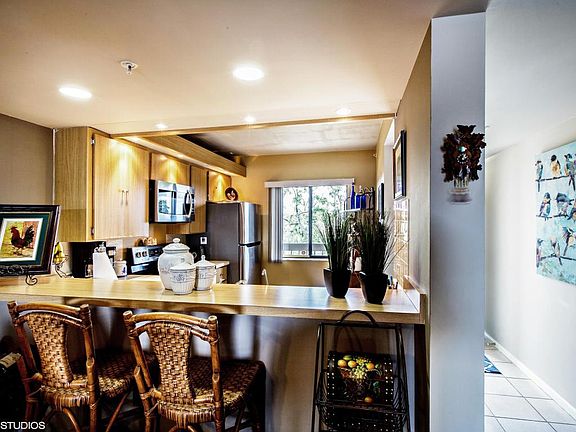 2nd image of 1501 Marina Isle Way APT 401