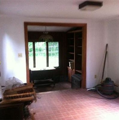 4th image of 72 N Main St
