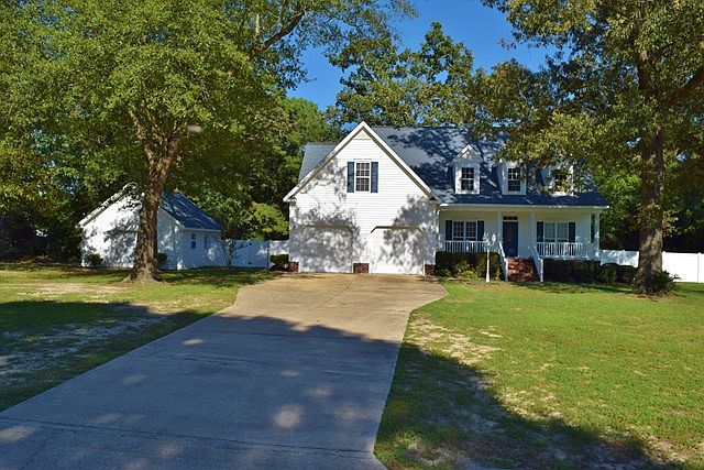 1st image of 636 Deer Acres Dr
