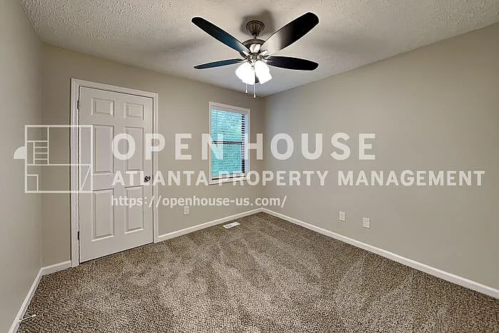 82 Fox Ridge Ct — Photo 11
