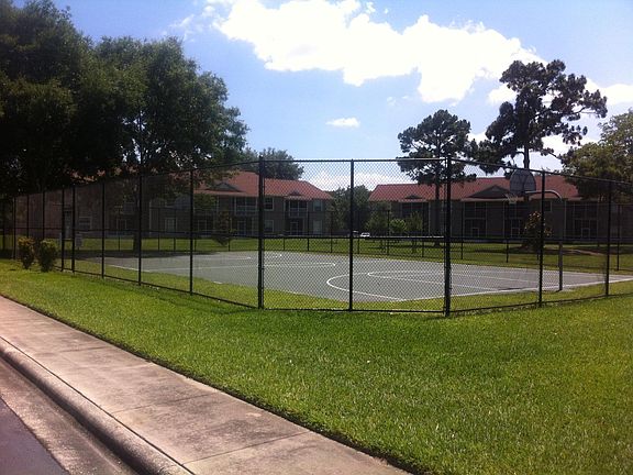 5th image of 124 Reserve Cir APT 104