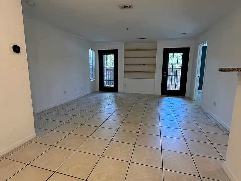 224 Afton Sq #108 — Photo 9
