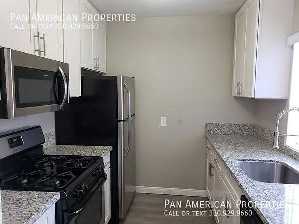 1 bed, 450 sqft, $2,195 — Photo 3