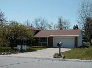 513 Hilltop Dr, Bellefontaine, OH