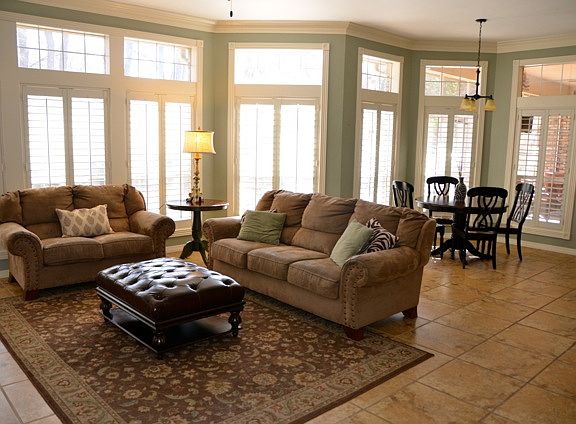 4th image of 301 Salado Creek Pl