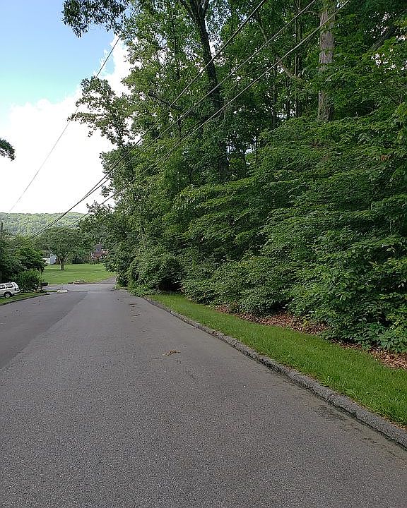1st image of 12605 Parker Ln