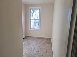 114 Arlington Ave #1R, Jersey City, NJ 07305