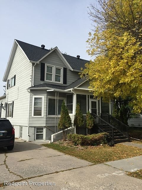 2nd image of 608 3rd St N APT 4
