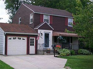 1st image of 1689 Colvin Blvd