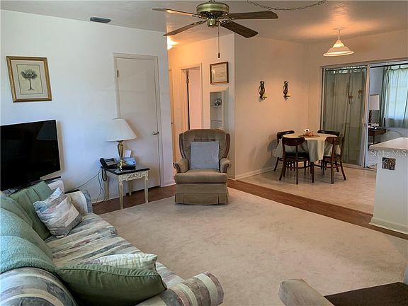 2nd image of 21330 Percy Ave