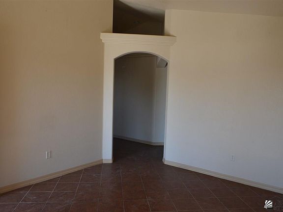 4th image of 2153 N Garcia Blvd