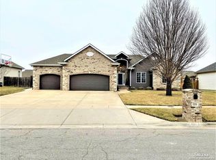 2251 River Trail Rd, Salina, KS 67401