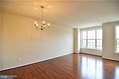 3rd image of 313 Hersden Ln