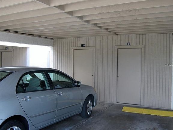 4th image of 928 Capri Isles Blvd APT 130
