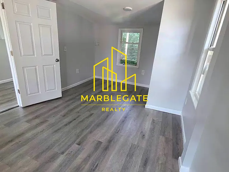 250 W 19th Ave #22B — Photo 6