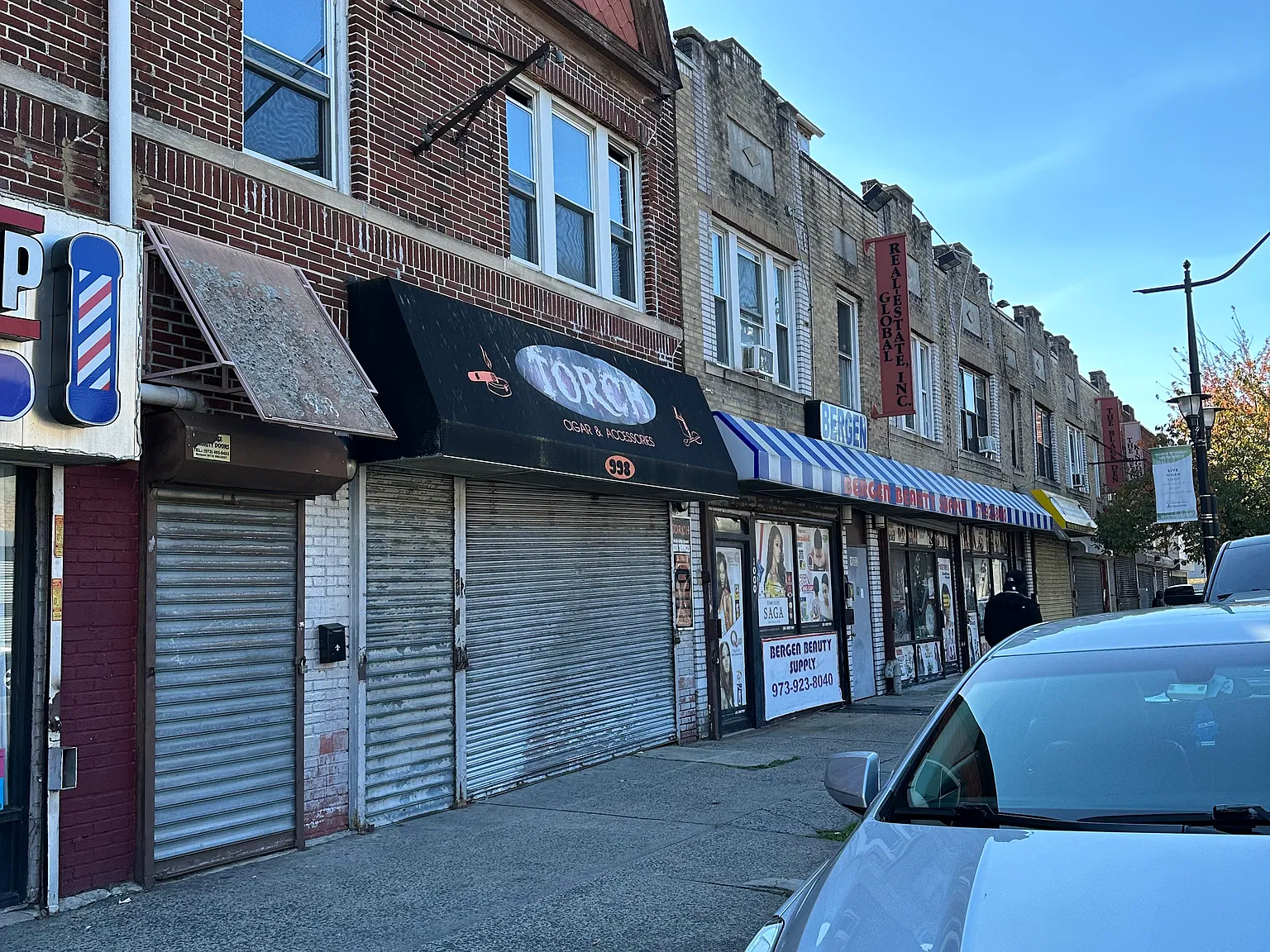3 bed, $1,850 — Photo 1