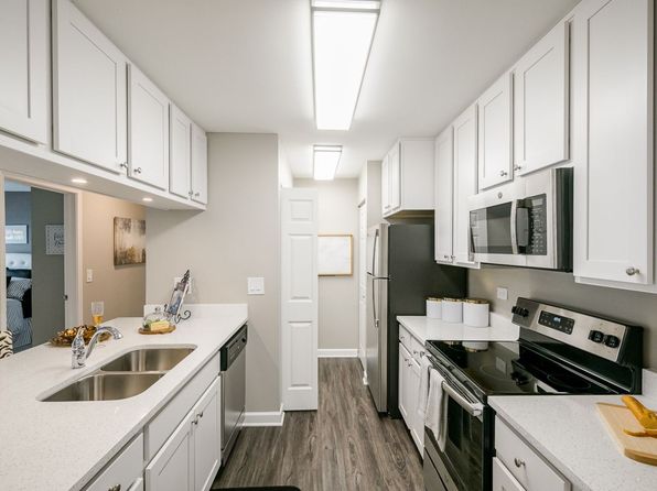 1225 Deerfield Pkwy #4-29-304