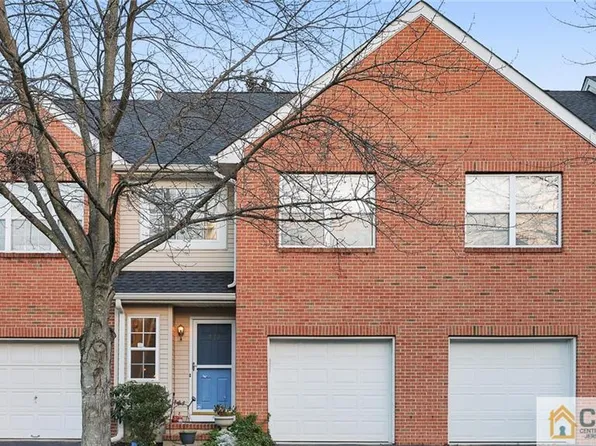 226 Hidden Woods Ct, Piscataway, NJ 08854