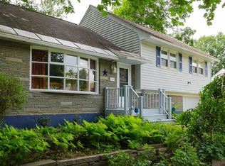 15 Bellaire Dr, Glenville, NY 12302