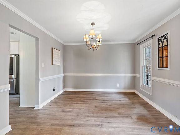 4th image of 414 Hickory Dr