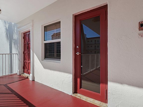 2nd image of 4270 NW 40th Street #215