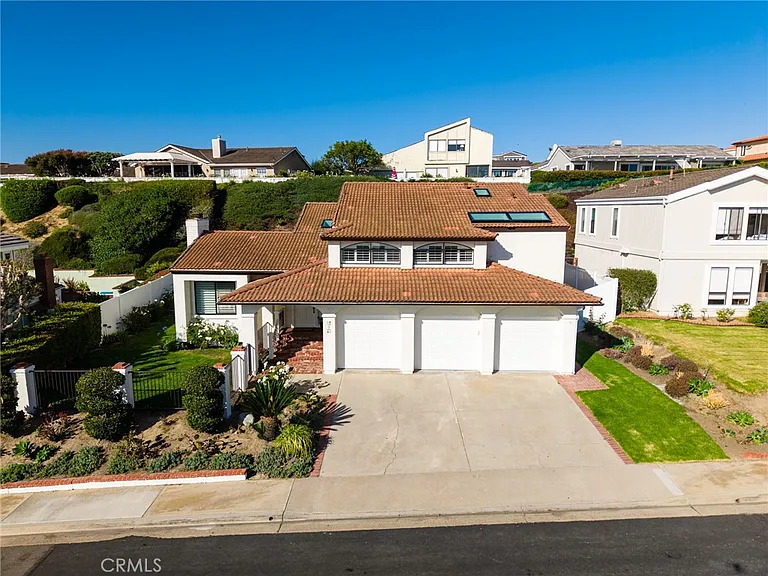 33442 Abalone Dr — Photo 1